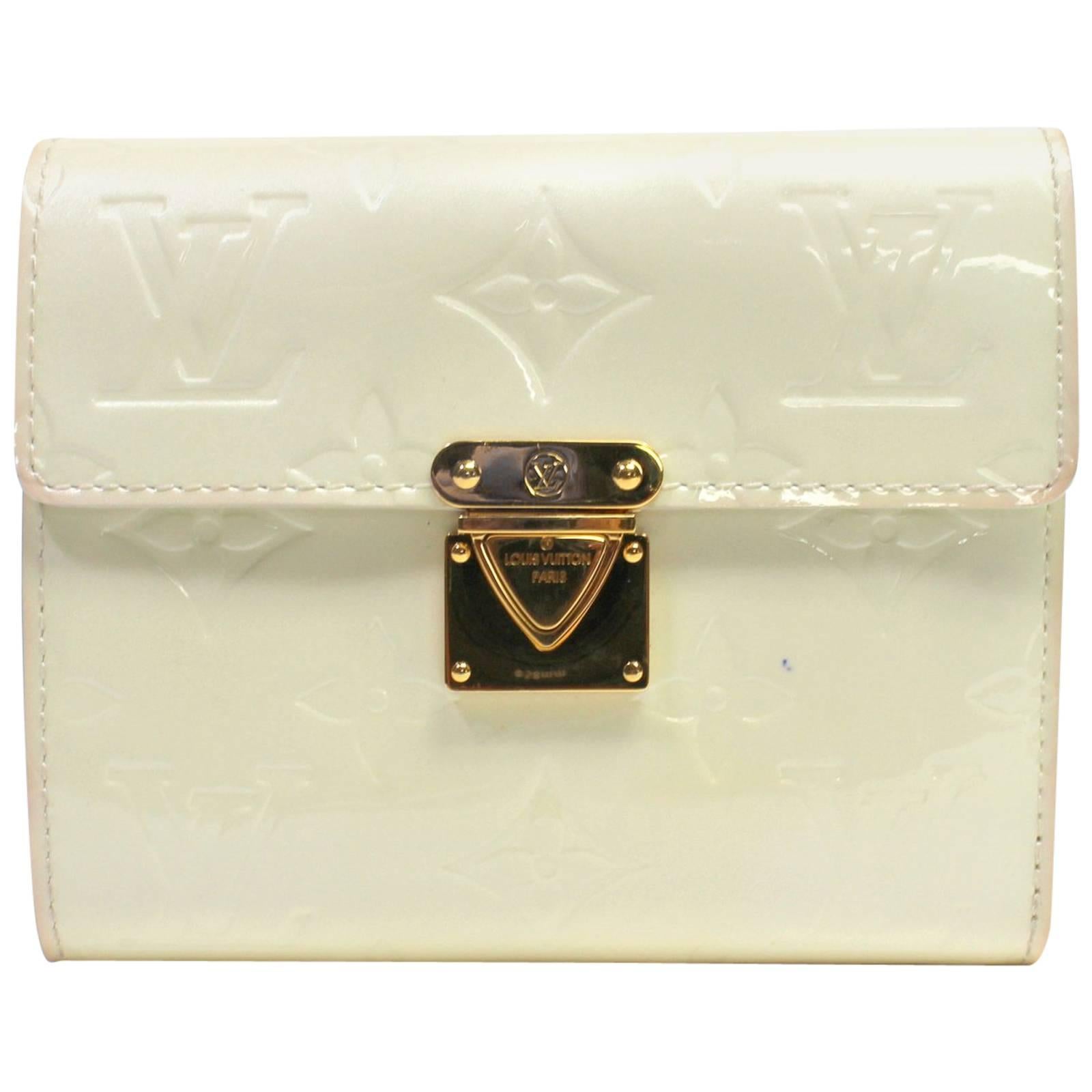 Louis Vuitton Ivory Vernis Leather Koala Wallet For Sale