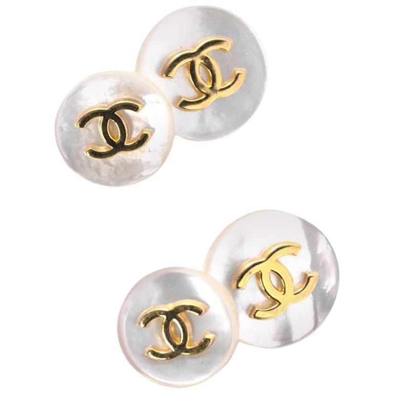 Chanel Mother of Pearl CC Unisex Cufflinks For Sale at 1stDibs