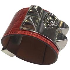 Hermès Collier de Chien Cuff in Blood Color Mississipi Alligator