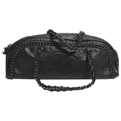 Chanel Luxe Ligne Bowler Bag - black leather 
