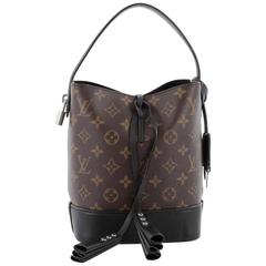 Louis Vuitton NN14 Idole Bucket Bag Monogram en toile et cuir PM