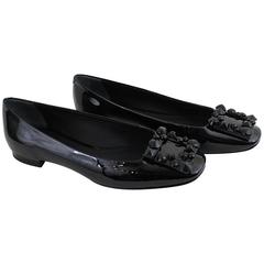 Really nice Louis Vuitton Falts in Blakc Patented leather and Buckle. Size 7.5