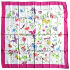New GUCCI silk Butterfly - Flora Scarf Never Worn 1980s - 1990s 4