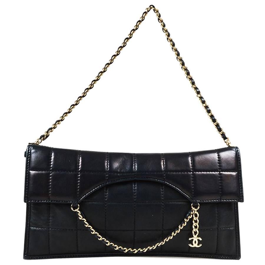 Chanel Black Lambskin Leather "Chocolate Bar Chain Clutch" Bag For Sale