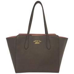 Glorious Gucci Pebble Leather Small Swing Tote 3
