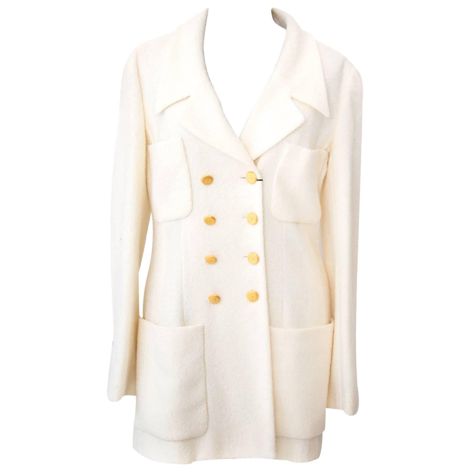 Chanel Beige Woolen Blazer - Size: 38