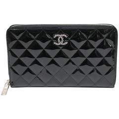 Chanel Black Patent XL Zipped Wallet Clutch