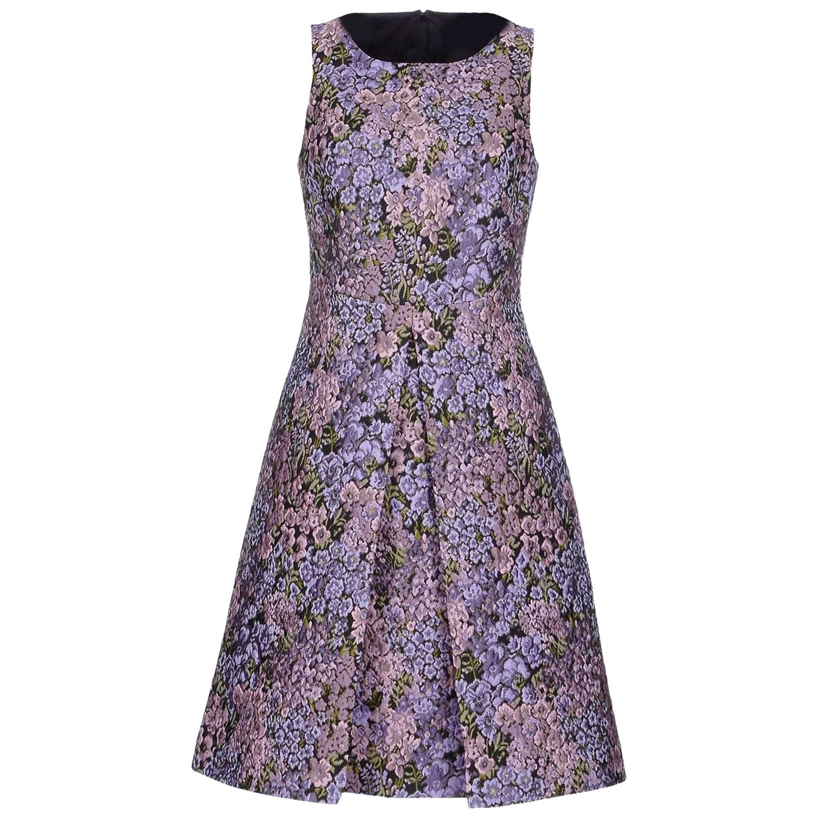 MICHAEL KORS Jacquard Fliederfarbenes Kleid mit Blumenmuster, Größe 12 im Angebot