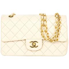 Chanel Vintage Creme gesteppte Lammfell kleine 9" Classic Double Flap Tasche