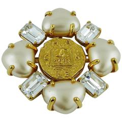 Chanel Spring 1993 Massive Jewelled Pearl Brooch 5