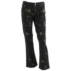 Roberto Cavalli 1990's Mid Waisted Black and Gold Floral Print Jeans-Small-NWT (taille moyenne, imprimé floral noir et or)