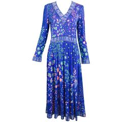 Vintage Bessi silk print dress with V neckline and flare hem skirt 1970s