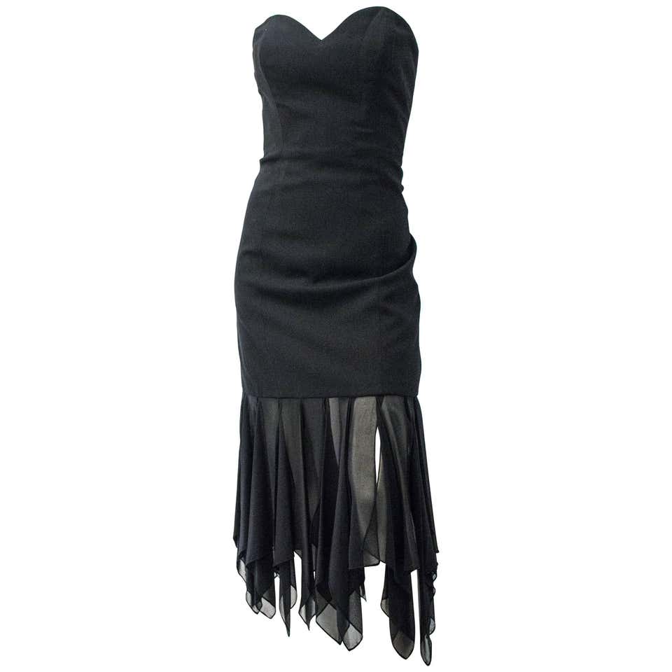 1980s Bergdorf Goodman Black Velvet Evening Dress For Sale at 1stDibs ...