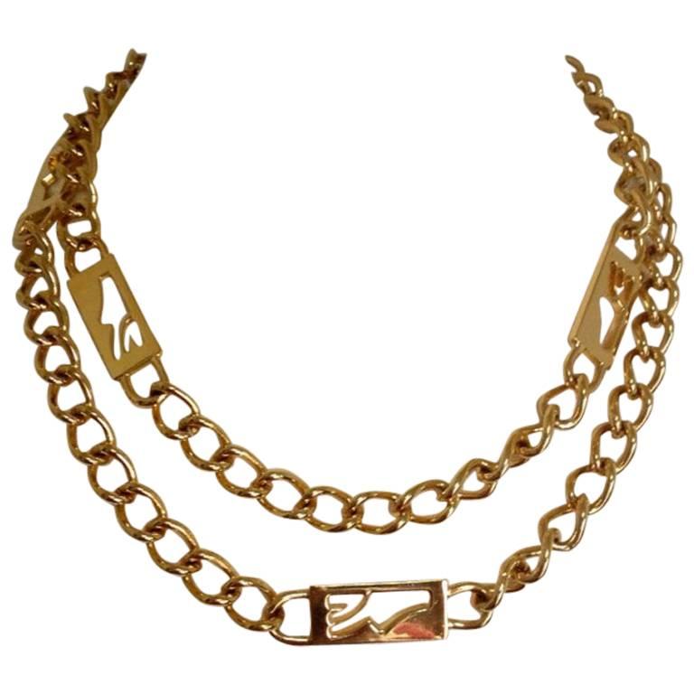 MINT. Vintage Salvatore Ferragamo chain necklace, belt with golden shoe charm.  For Sale