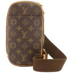 Louis Vuitton Pochette Gange Monogram Canvas Messenger Bag