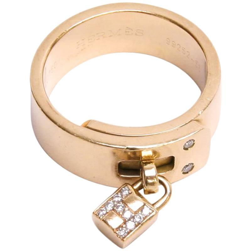 HERMES "Kelly" Ring Size 56 in Yellow Gold and Diamonds For Sale