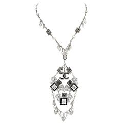 Chanel '15 A/W Runway Crystal & Faux Pearl Charm Necklace 6