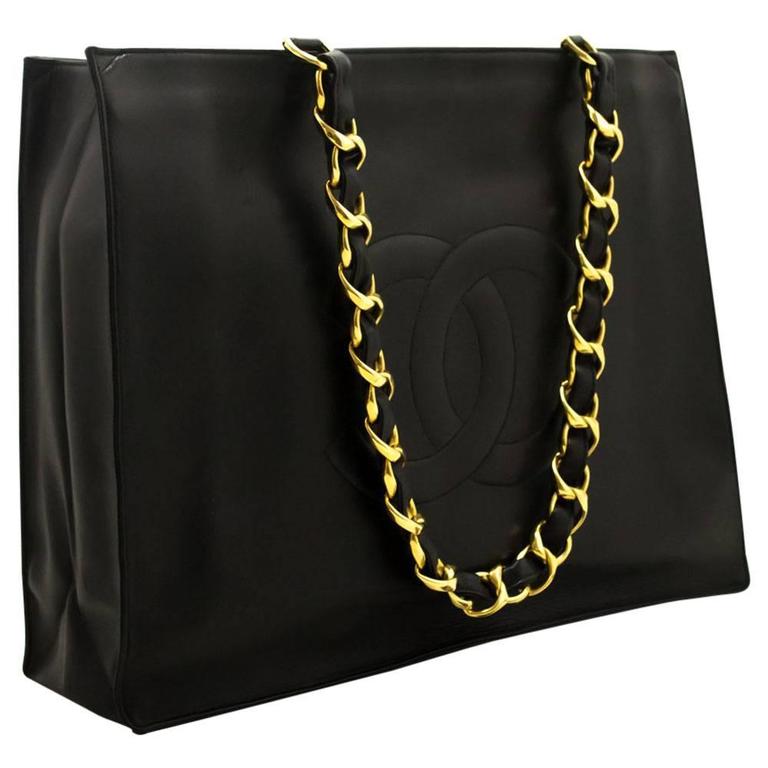 CHANEL Jumbo Large Big Chain Shoulder Bag Black Lambskin Tote For Sale
