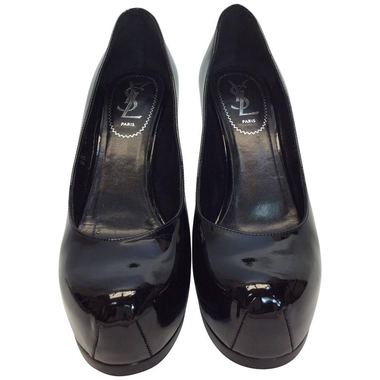 Yves Saint Laurent Patent Leather Black Stiletto For Sale at 1stdibs