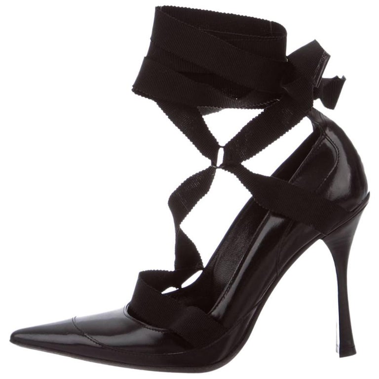 New TOM FORD for GUCCI F/W 2002 Collection Black Ribbon Leather Pump ...