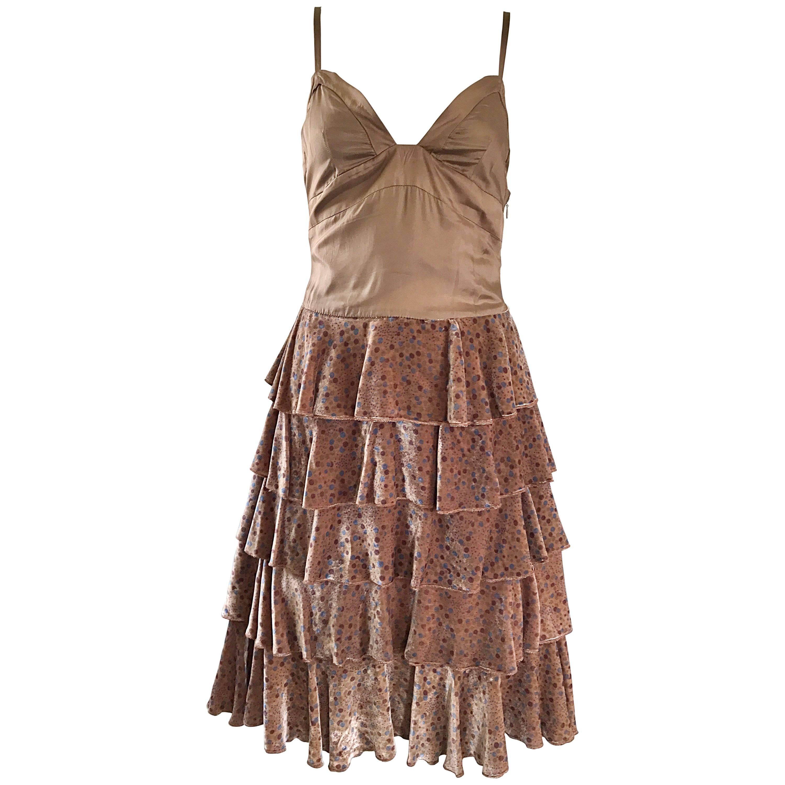 Marc Jacobs Runway 1920s Flapper Style Taupe Size 2 Tiered Polka Dot Dress  For Sale