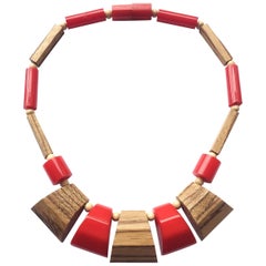 Vintage A stylish red Bakelite and wood necklace, USA,  1940s