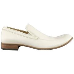 Men's EMPORIO ARMANI Size 9 Off White Leather Scalloped Loafers 5