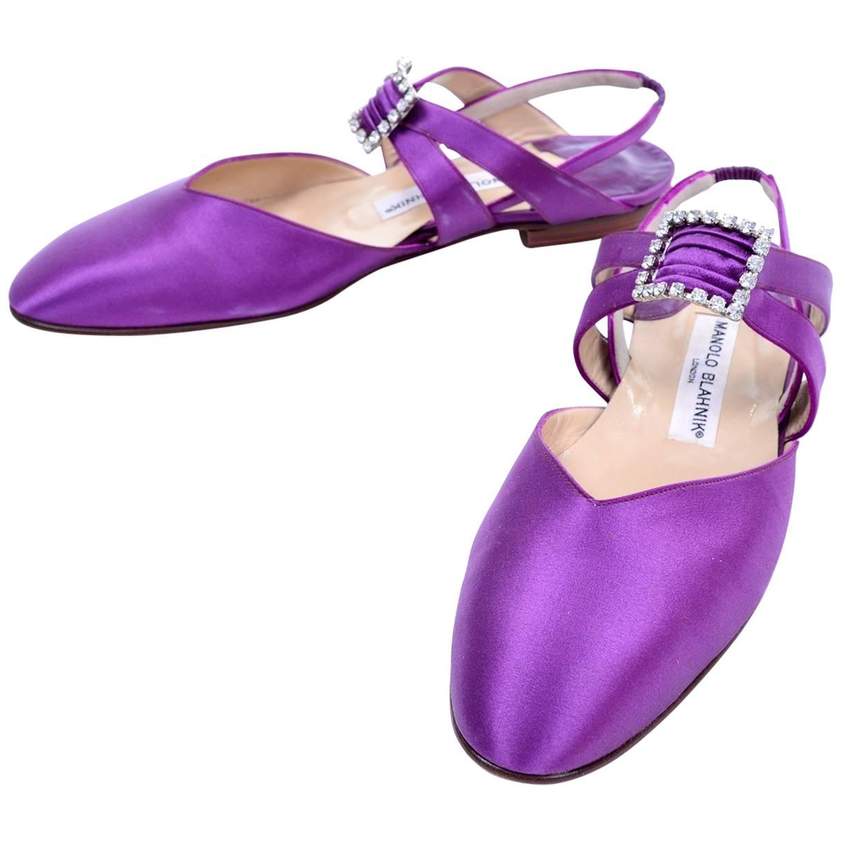 New Vintage Manolo Blahnik Purple Satin Vintage Shoes With Rhinestone Buckles 39