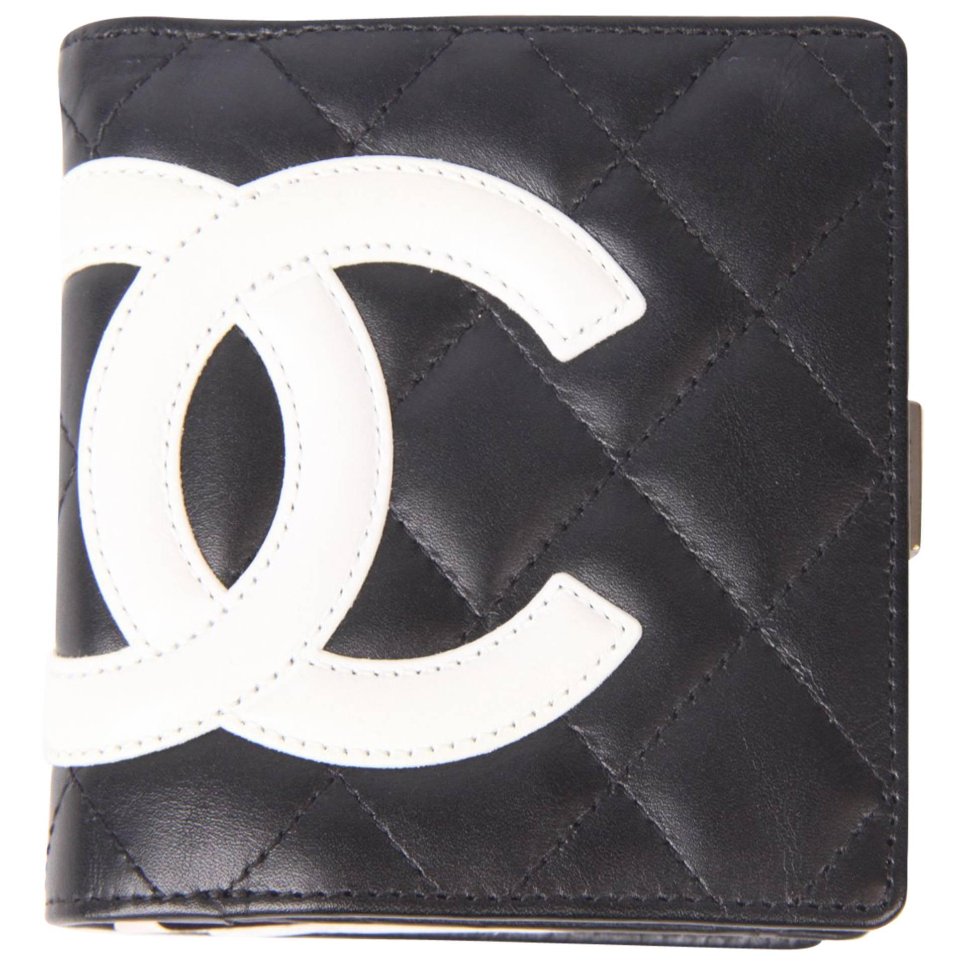Chanel Quilted Ligne Cambon Billfold Compact Wallet - black & white