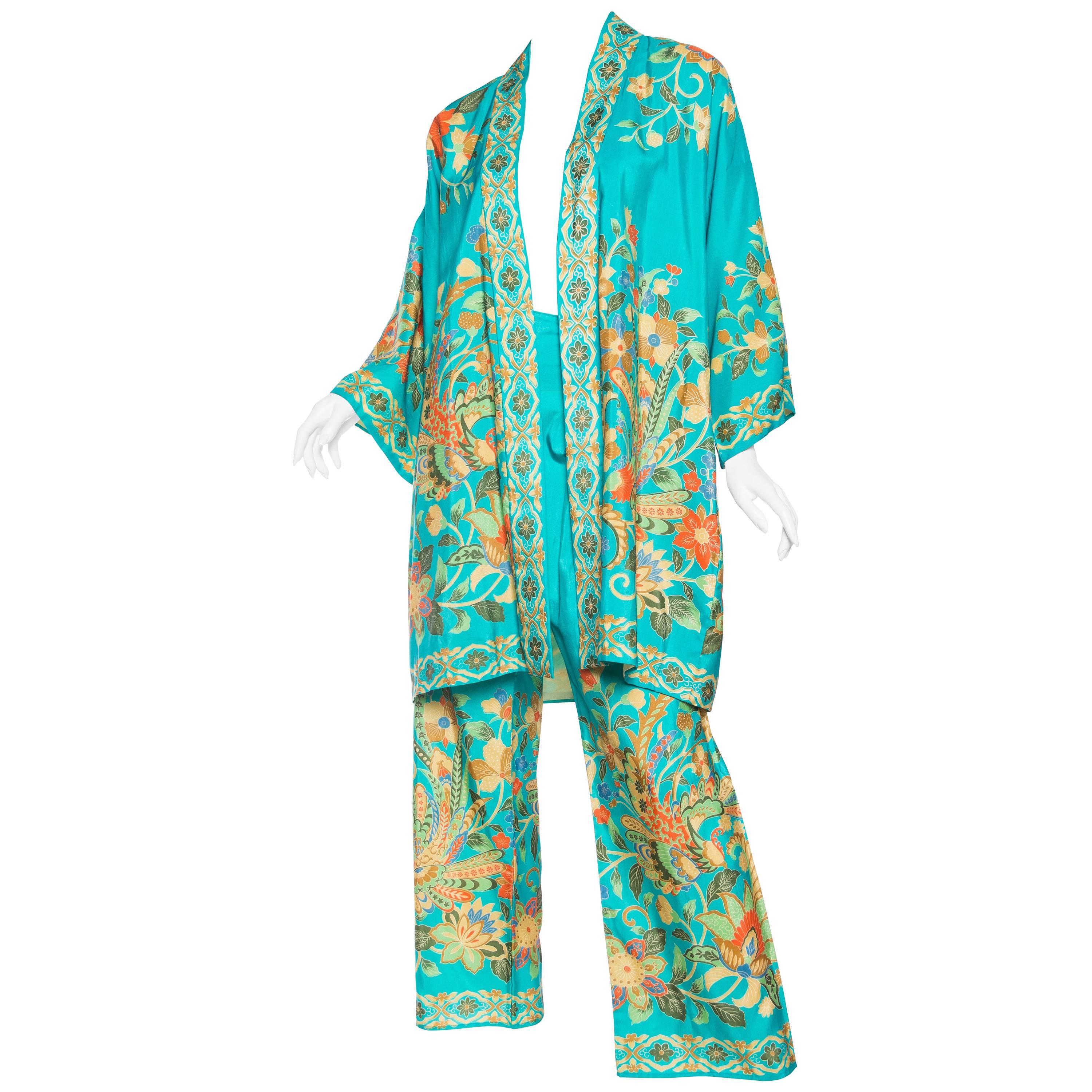 Beautiful 1960s Chinese Silk Pjamas and Kimono
