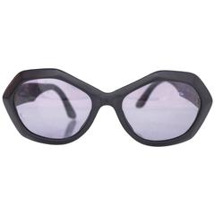 Chanel Vintage Black CC Sunglasses with Case 10