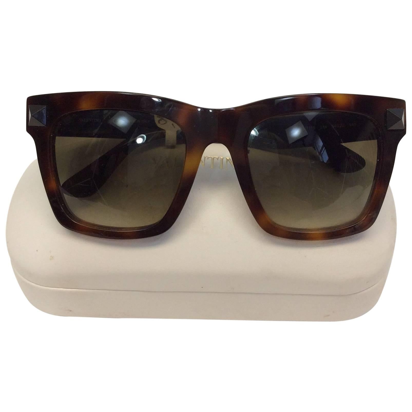 Valentino Tortoise Rockstud Square Sunglasses For Sale