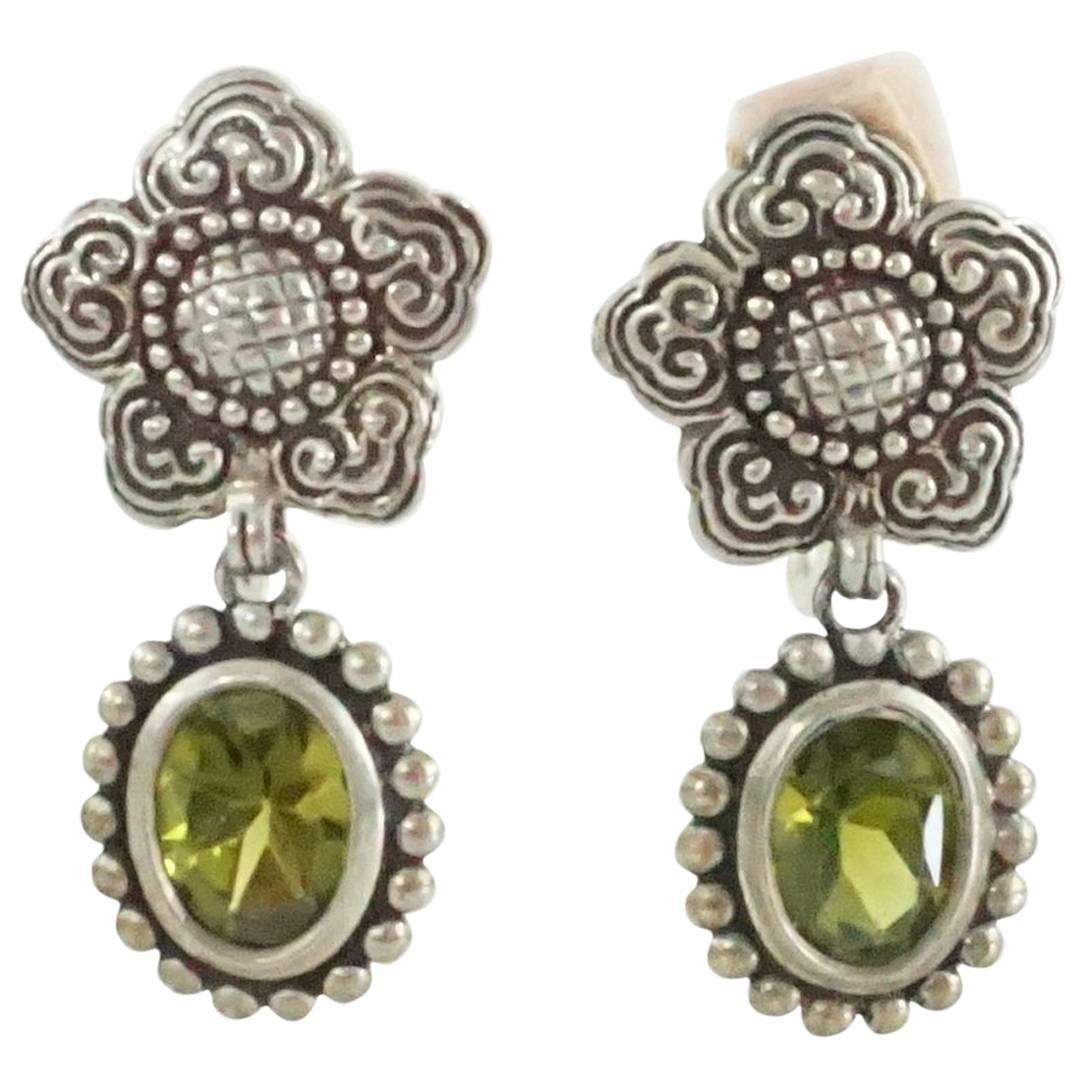 Stephen Dweck Peridot Crystal with Silver Flower and Trim Clip Earrings For Sale