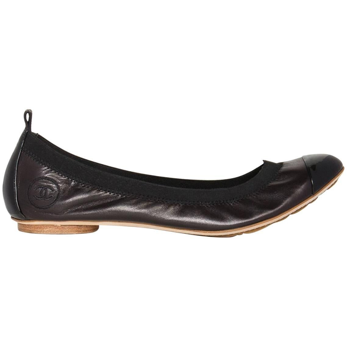 Traditional Chanel Black Leather Ballerina Shoes