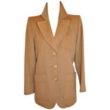 Yves Saint Laurent Chaqueta de tres botones camel con forro completo de pelo camel