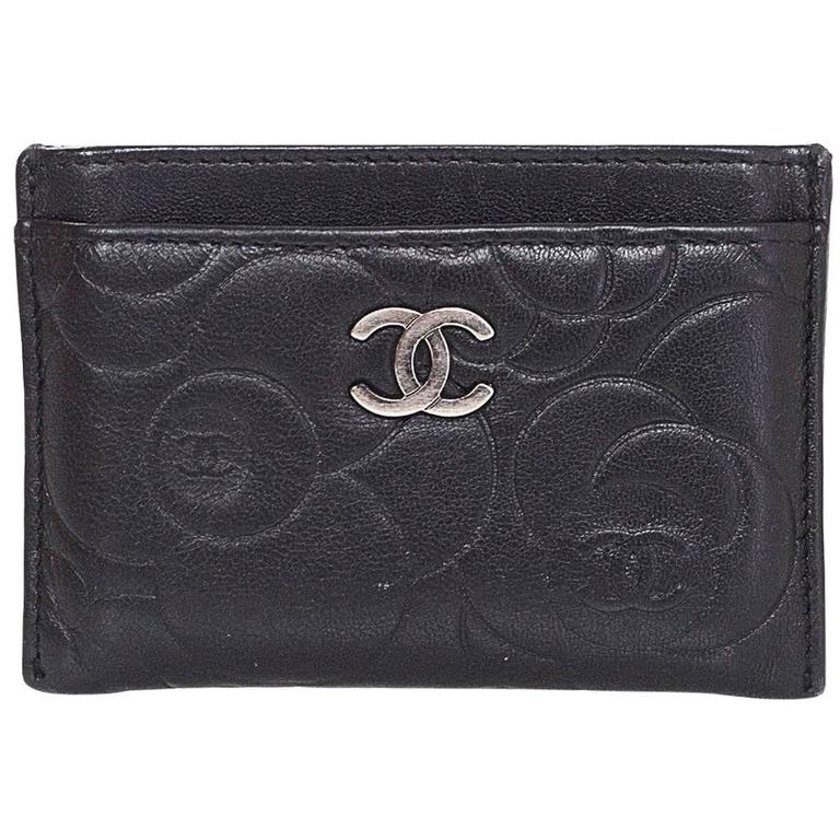 Chanel Black Leather Camelia Embossed Card Holder For Sale at 1stDibs
