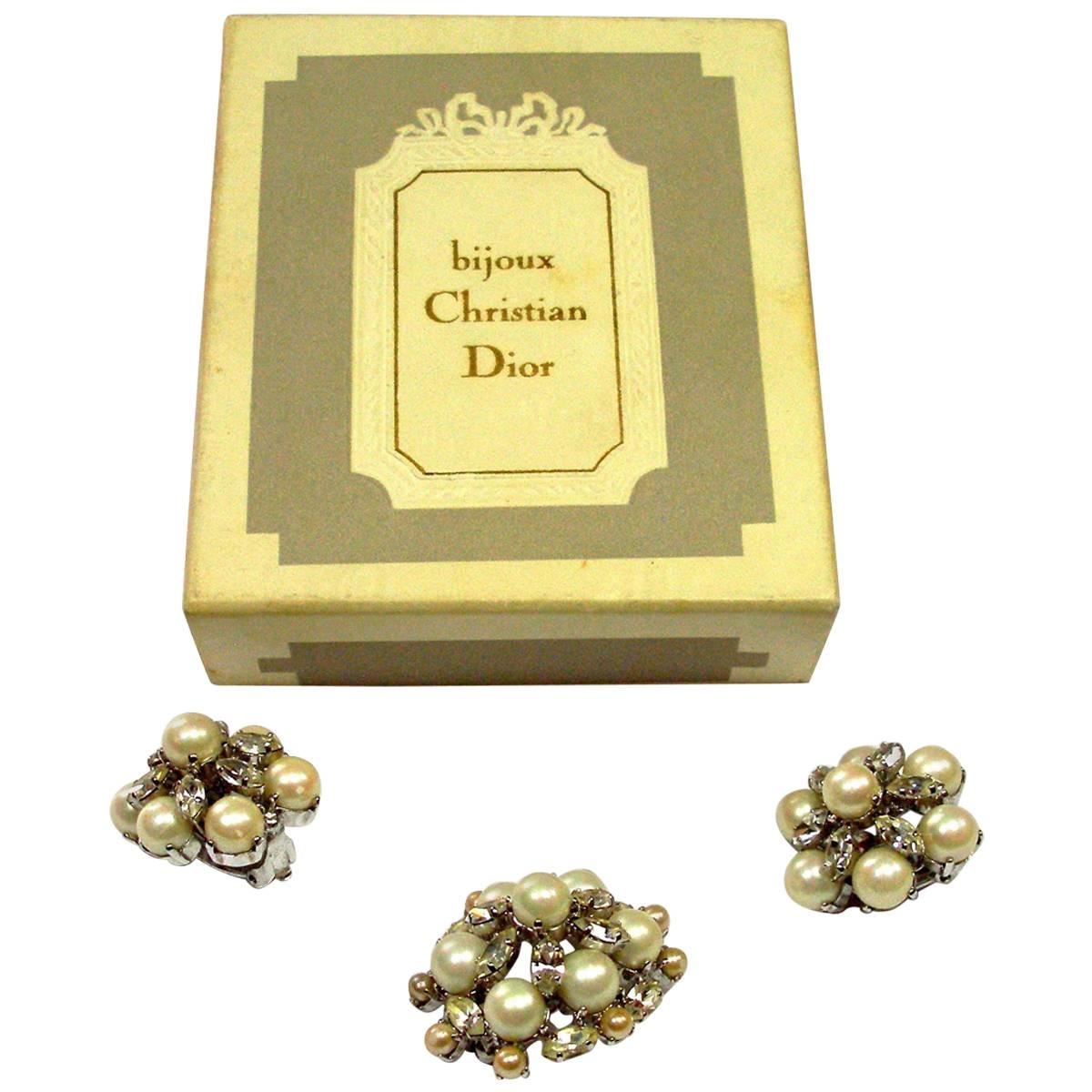 Dior Vintage 1960 Clip Earring set and brooch /  Good Condition For Sale