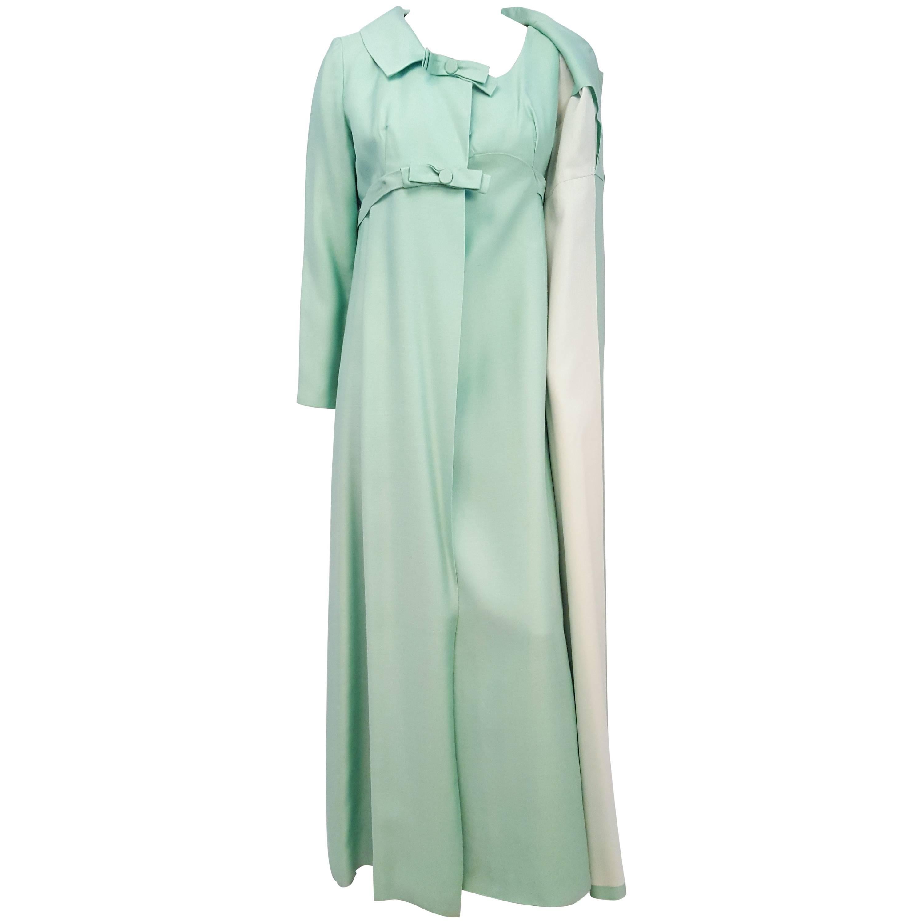 Emma Domb ensemble robe et manteau de soirée vert menthe des années 60