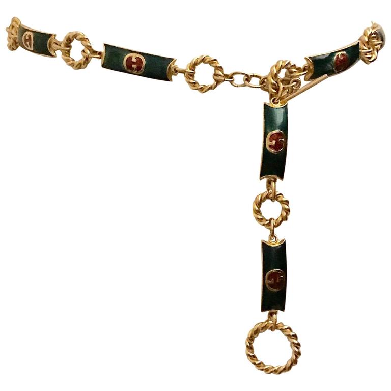 Gucci 1970s GG Logo Green and Red Enamel Gold Chain Toggle Belt or Necklace at 1stDibs