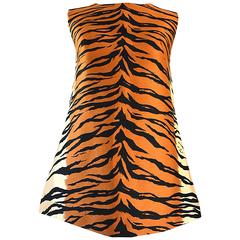 Chic 1960s Lady Hathaway for Lord & Taylor Tiger Print A - Line 60s Tunic Top