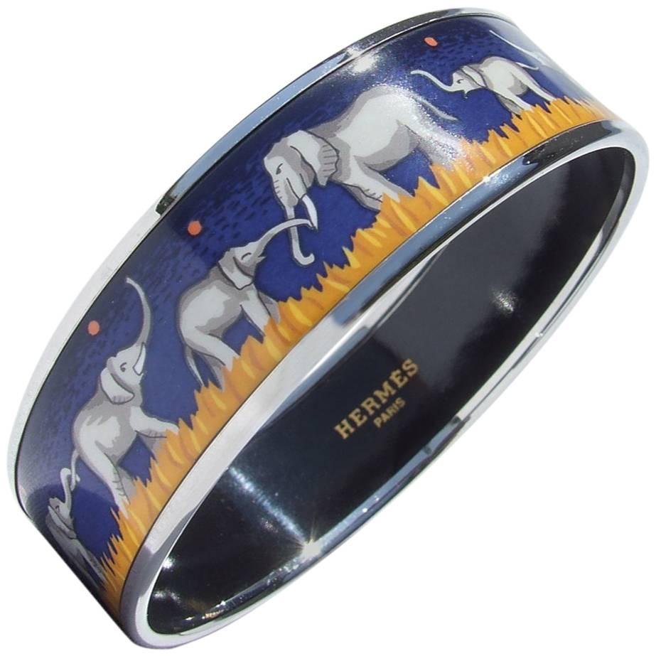 Rare Gorgeous Hermes Enamel Printed Bracelet Elephants Grazing Blue PHW S. 65