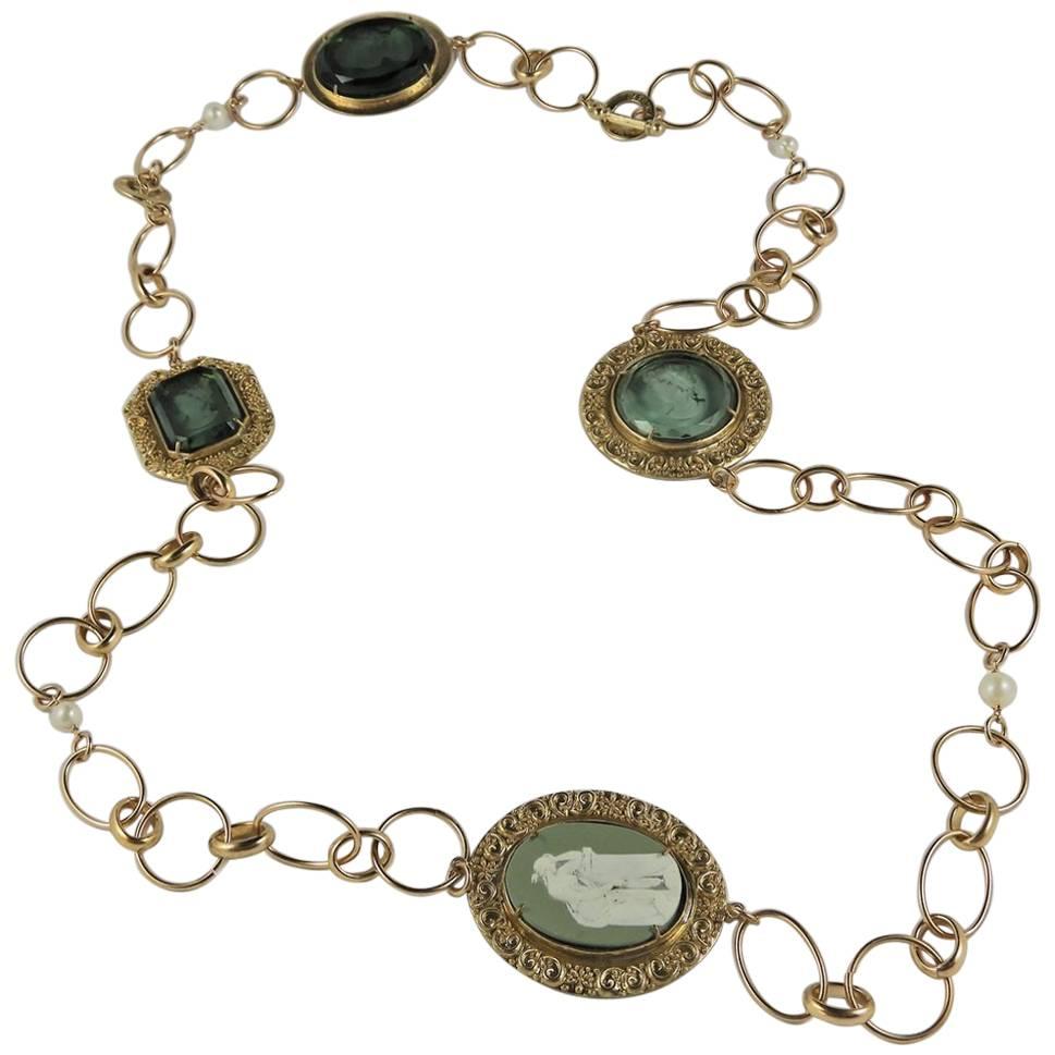 bronze Murano glass and Wedgwood cameo chain