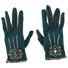 Chanel Paris-Londres Collection Emerald Faux Pearls Crystal Gloves, Circa 2007