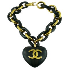 Chanel Vintage Rare Iconic Massive hölzerne Herz Halskette