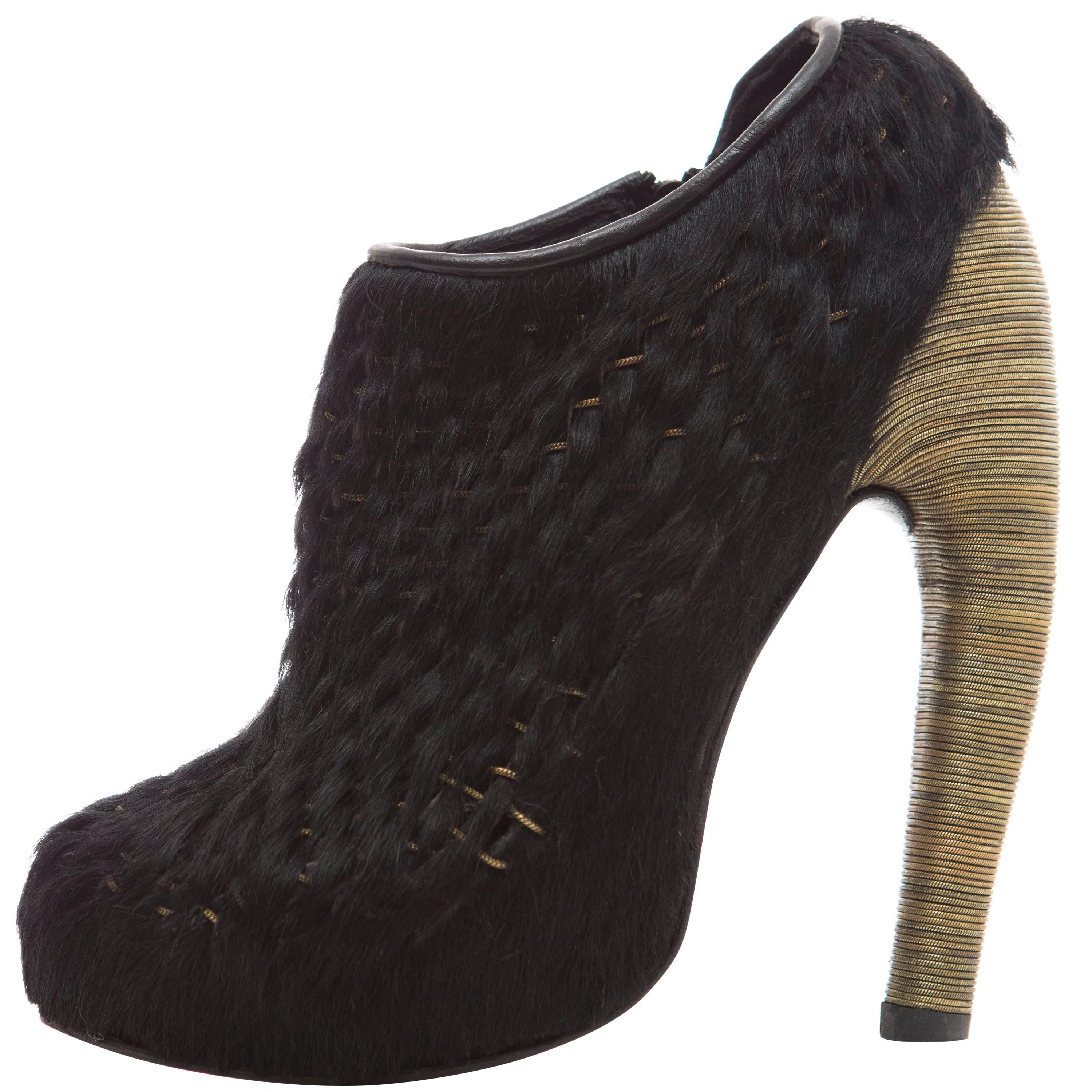 Iris Van Herpen Black Woven Pony Bronze Snake Chain Heel Ankle Boots, Fall 2014 For Sale