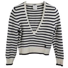 Chanel 2003 Short Navy Pullover. Size french 40 10