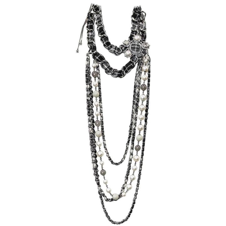 CHANEL Long Chain Necklace 'Paris-Edinburgh' in Tweed and Glass Pearls at  1stDibs