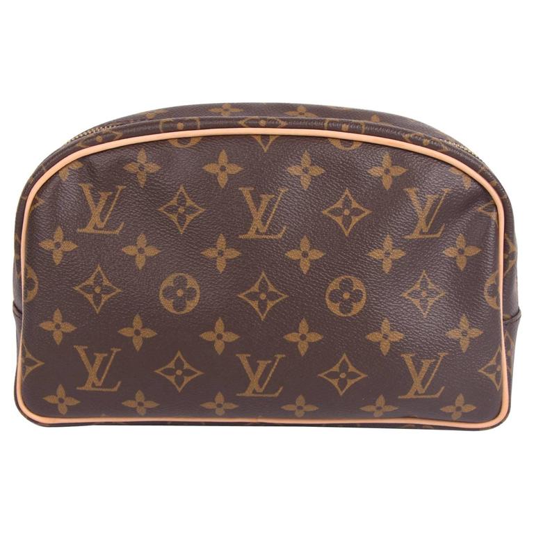 Louis Vuitton Toiletry Bag 25 - brown at 1stDibs | louis vuitton toiletry  bag 25 price
