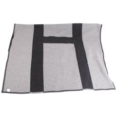 Hermes Avoine Horse Blanket - light gray/dark gray