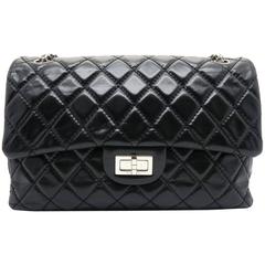 Chanel Black Quilted Calfskin Leather Silver Metal Chain Shoulder Flap Bag